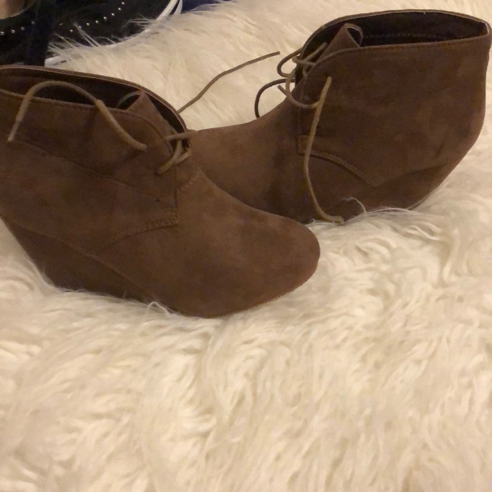 Wore once 2 inch booties faux suede bella Marie size 5.5